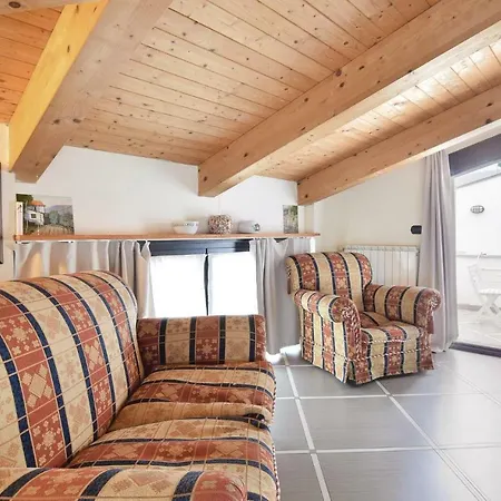 Two-bedroom In קיאברי
